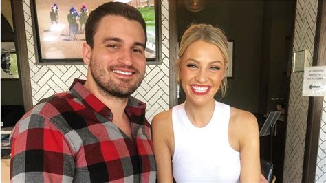 Foxs Carley Shimkus & husband Peter Buchignani。